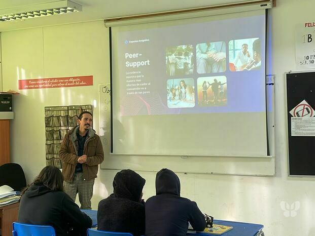 Taller Sociomocional Apoyo de Pares y Reducción de daños - Programa Espacios Amigables